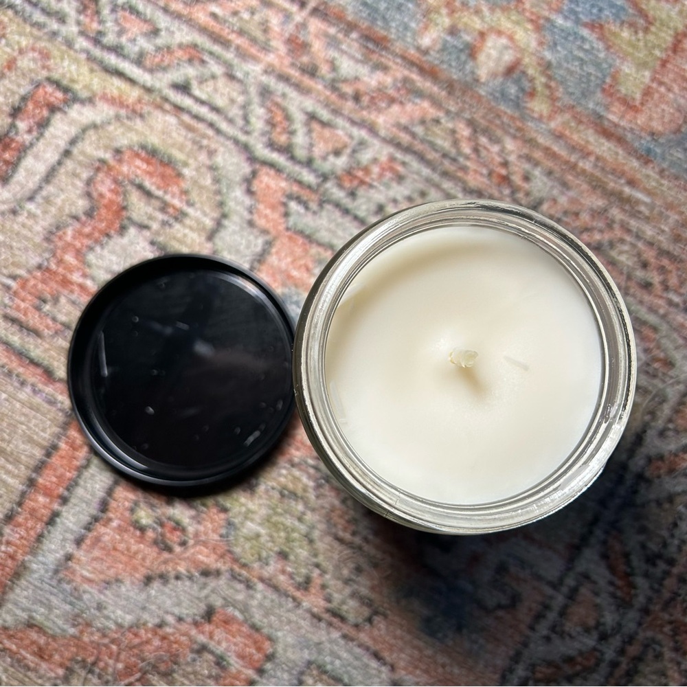 New Bath & Body Works Single Wick Candle in Midnight Amber Glow - Picture 4 of 4